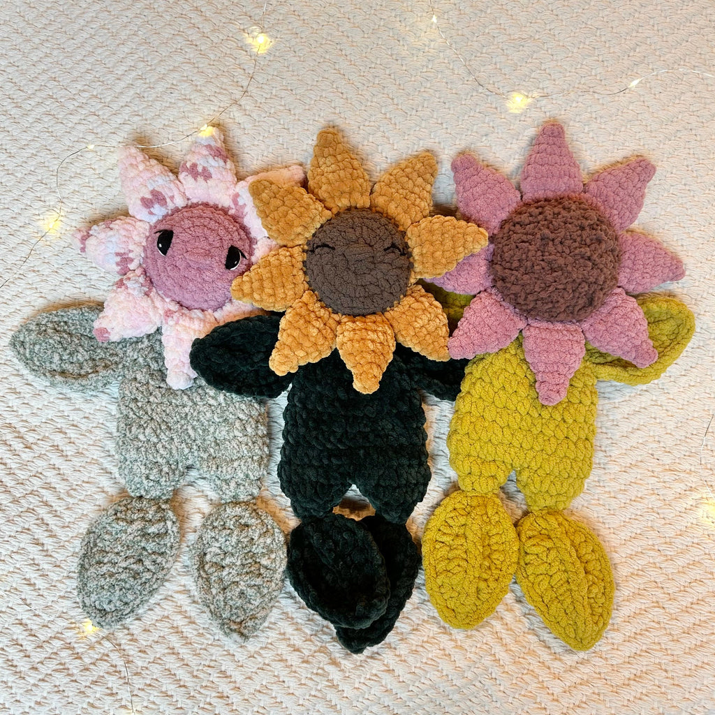 Solly and Dolly Flower Snuggler Crochet Pattern | Sunflower Daisy Snuggler Lovey Amigurumi Pattern | Whimsical Flower Crochet Pattern
