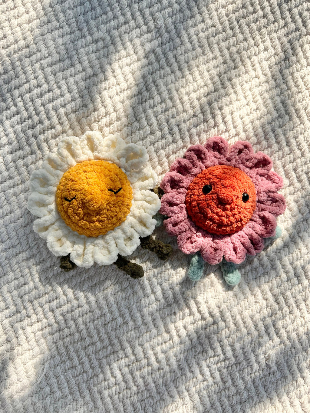 Bloom Babes Mod- Daisy | Flower Mod for Mini Raya Sunshine | Amigurumi Whimsical Crochet Pattern